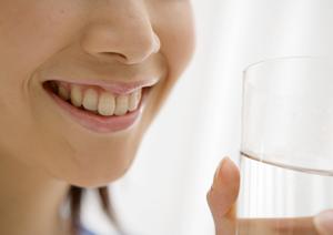 宝塚塩崎クリニックのレーザー治療でニキビを改善